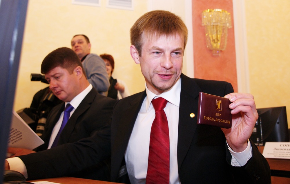 УРЛАШОВ Евгений Робертович