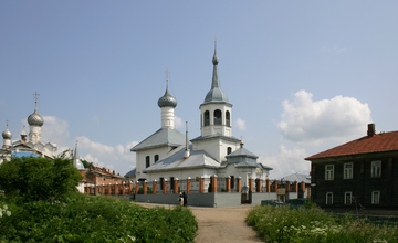 МОНАСТЫРЬ РОЖДЕСТВА БОГОРОДИЦЫ в Ростове